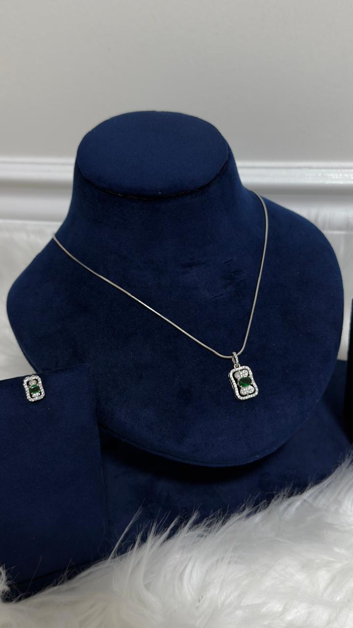 PURE SILVER PENDENT SET PS0014
