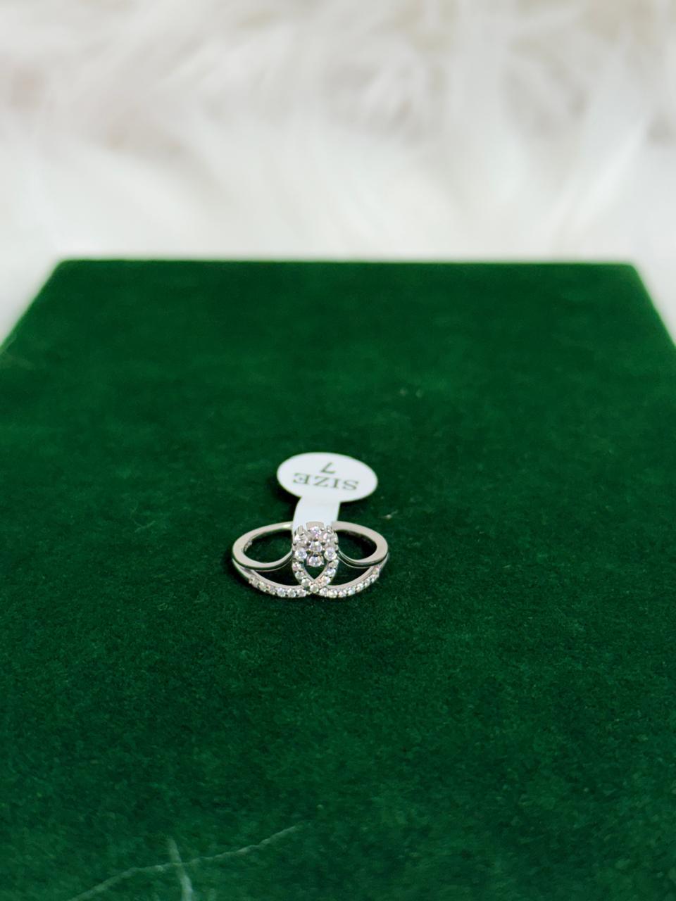 PURE SILVER WOMENS RING WR003