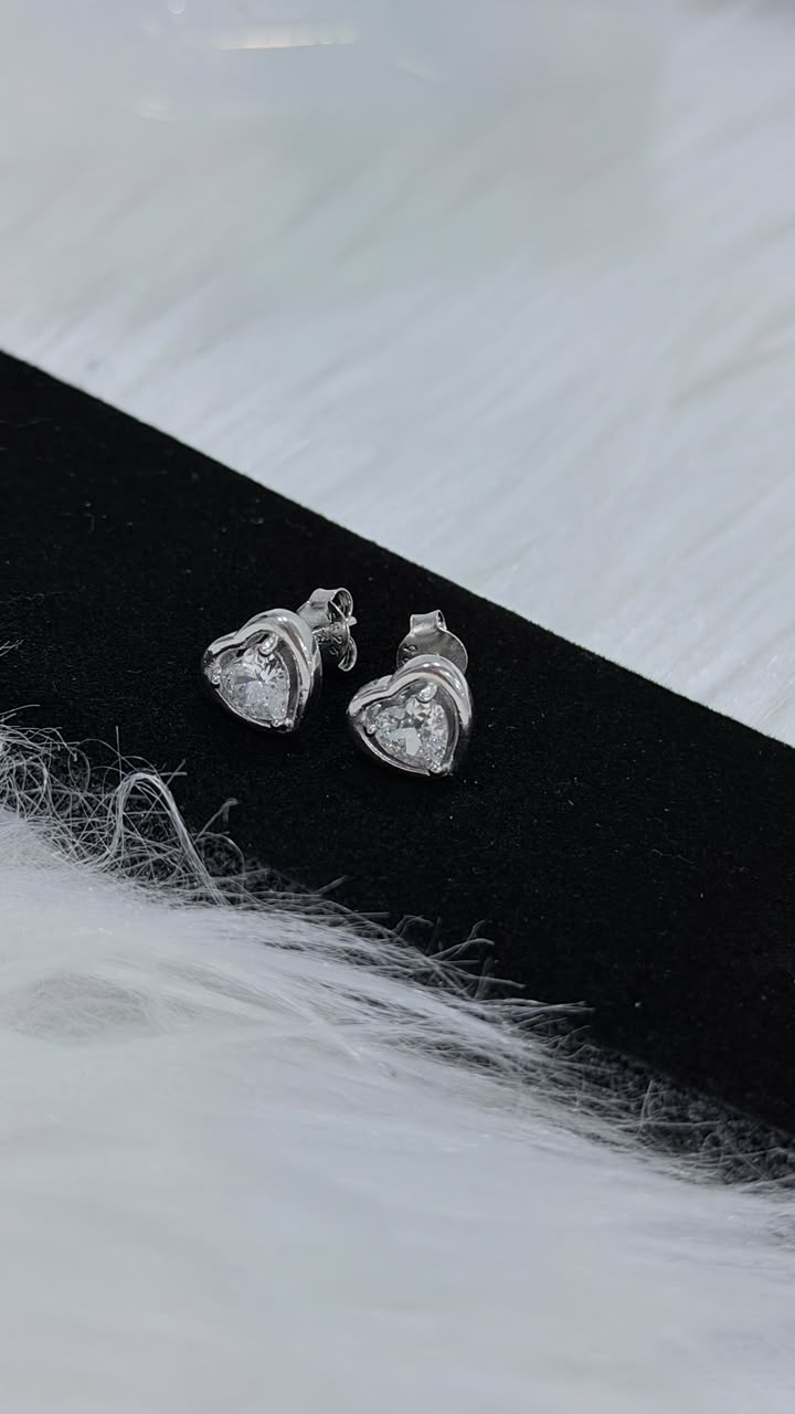 PURE SILVER GIRLISH EARRING PG008