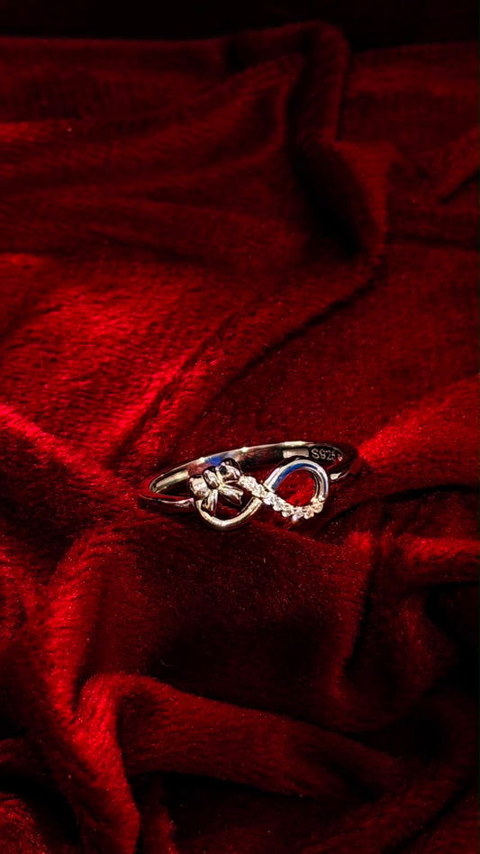 Pure Silver Women Ring WR0096