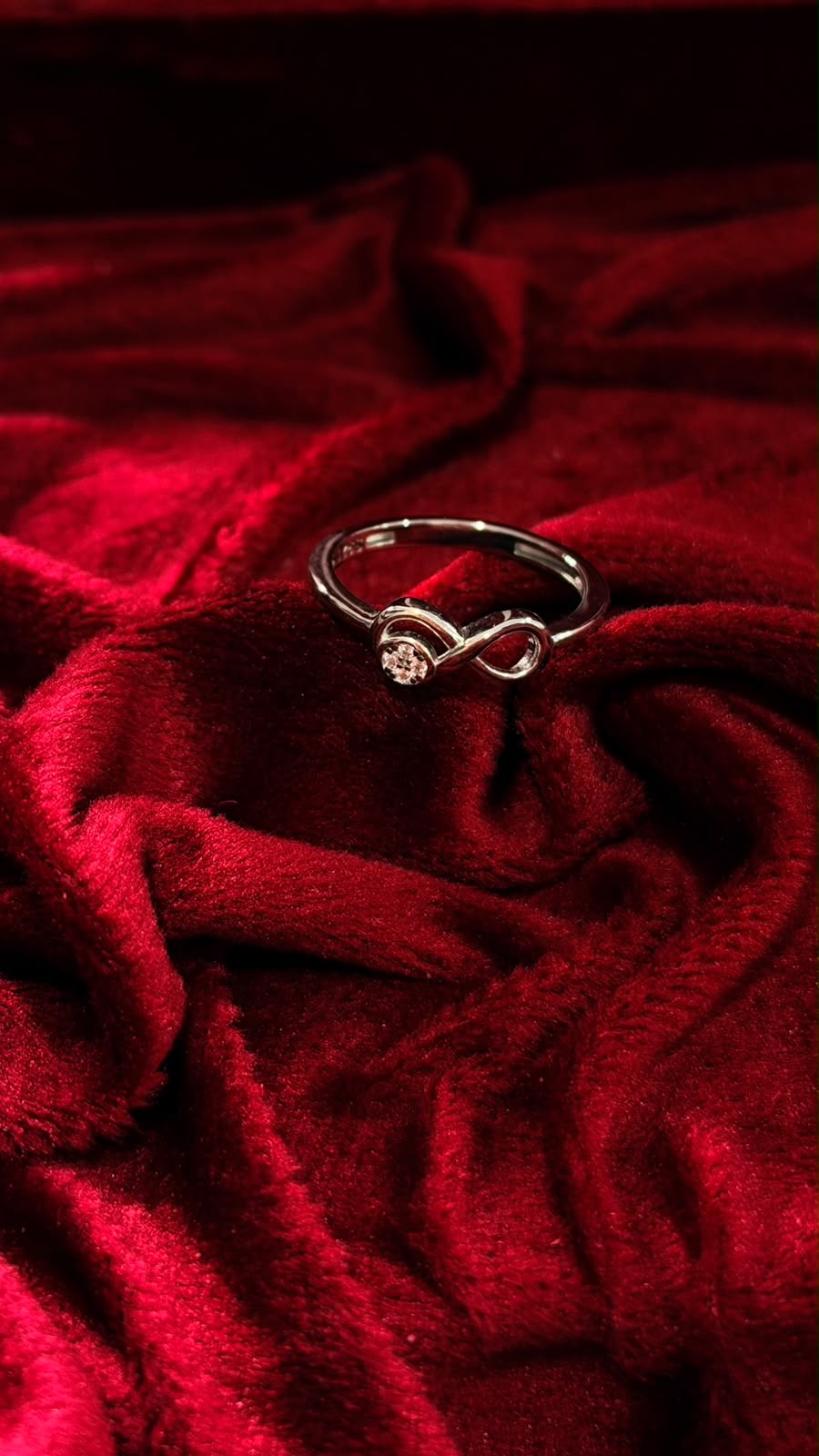 Pure Silver Women Ring WR0094