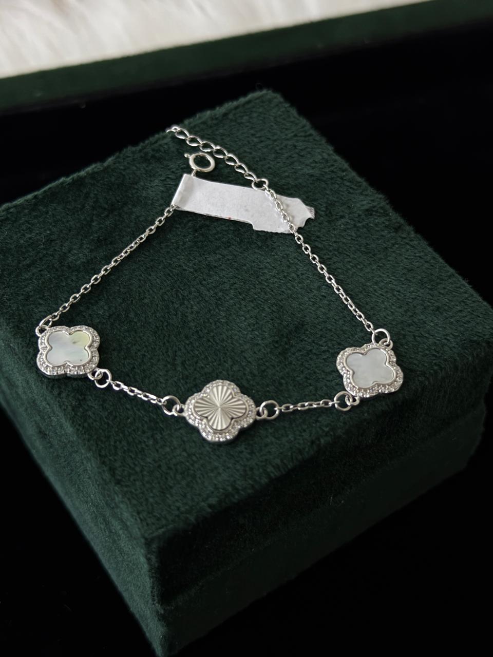 REAL SILVER VC WOMEN BRACELET WB0054