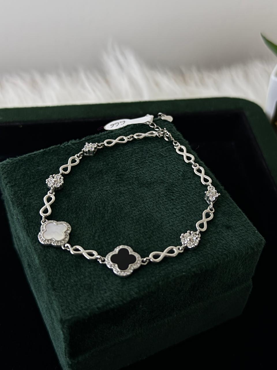 REAL SILVER VC BRACELET FOR WOMEN WB0055