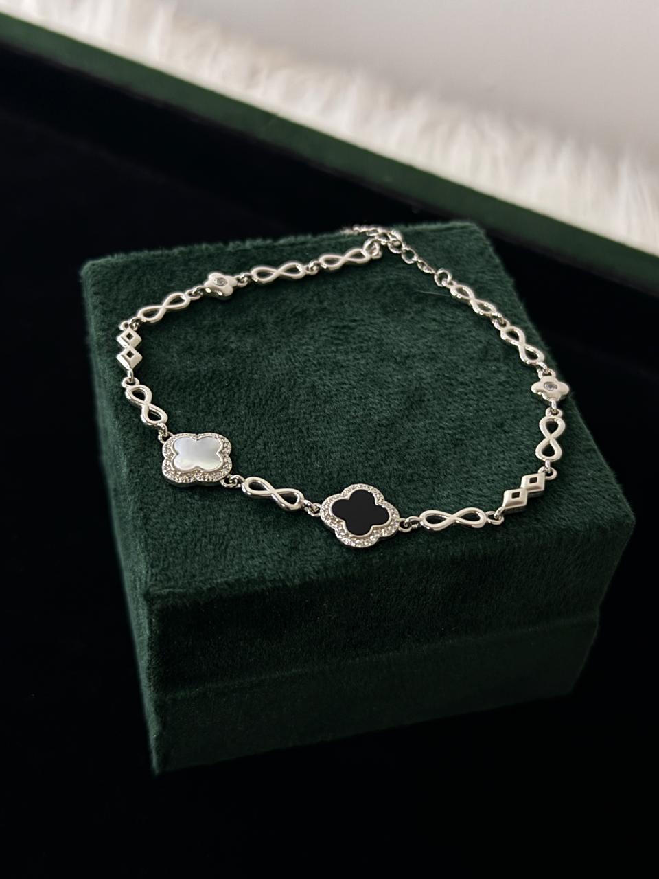 REAL SILVER VC BRACELET FOR WOMEN WB0056