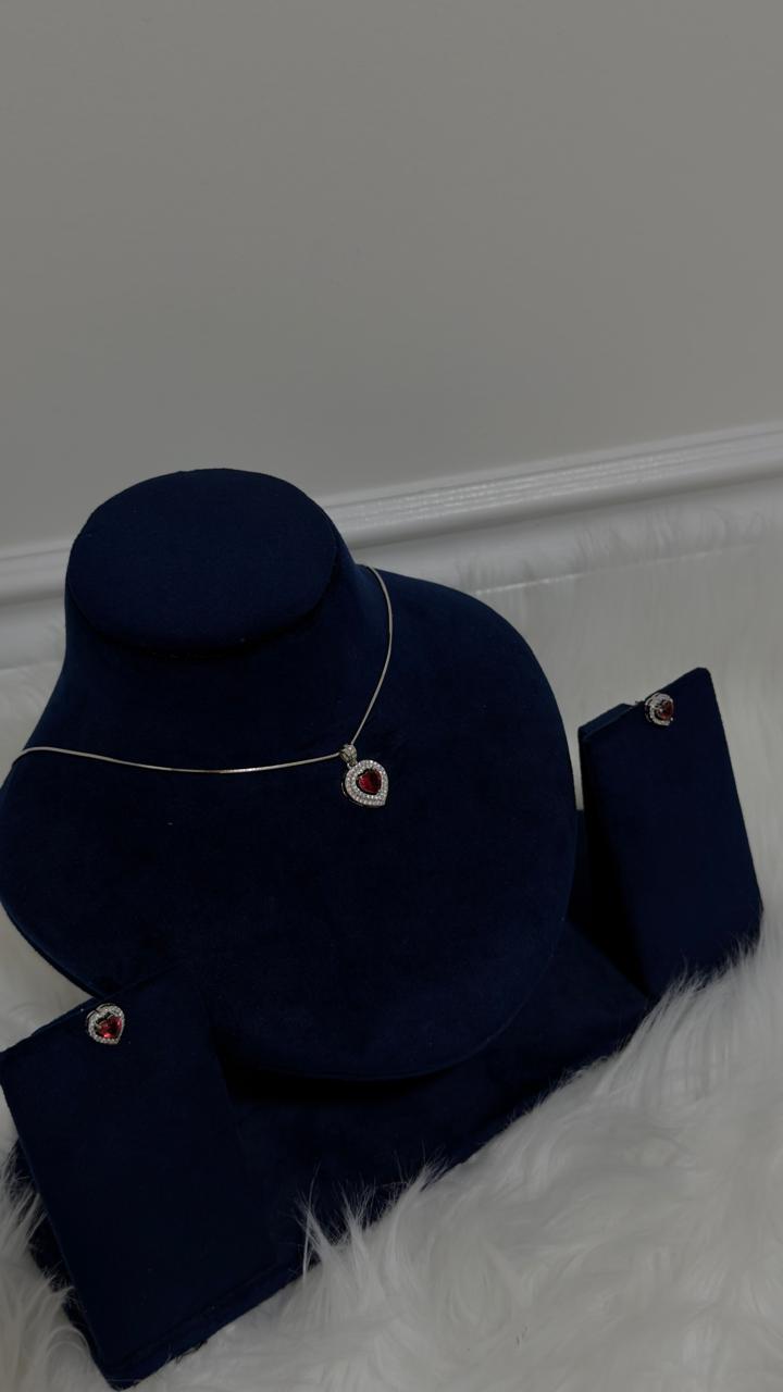 PURE SILVER PENDENT SET PS008