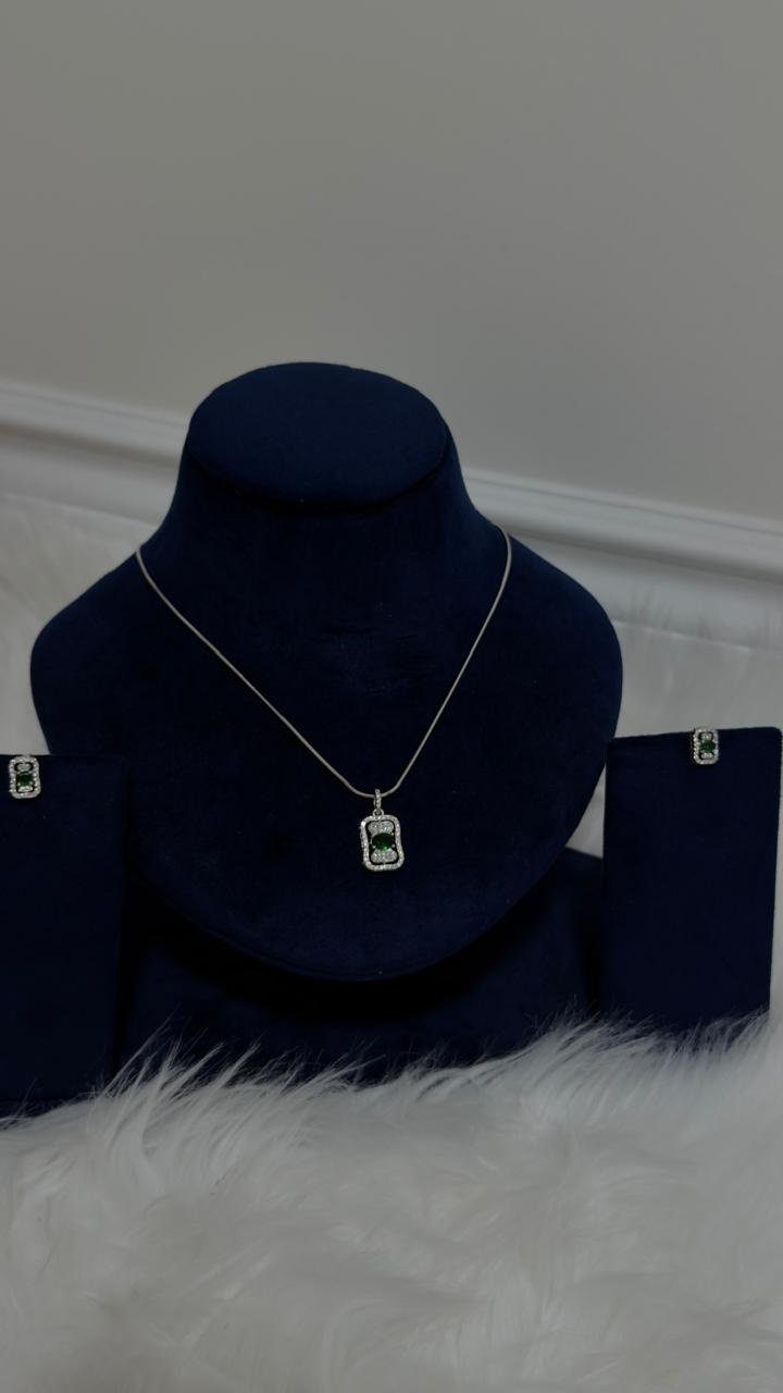 PURE SILVER PENDENT SET PS0014