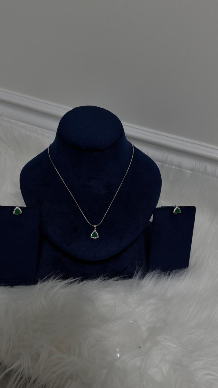 PURE SILVER PENDENT SET PS0026