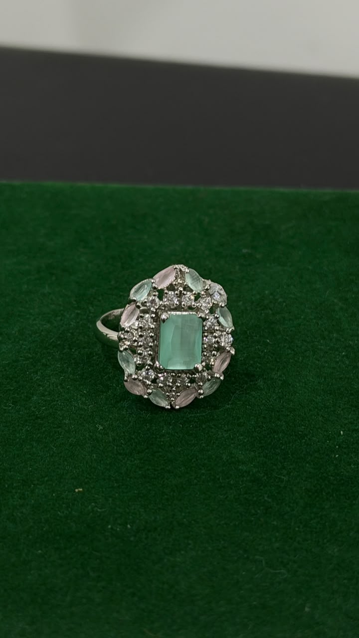 PURE SILVER WOMEN'S RING WR0028