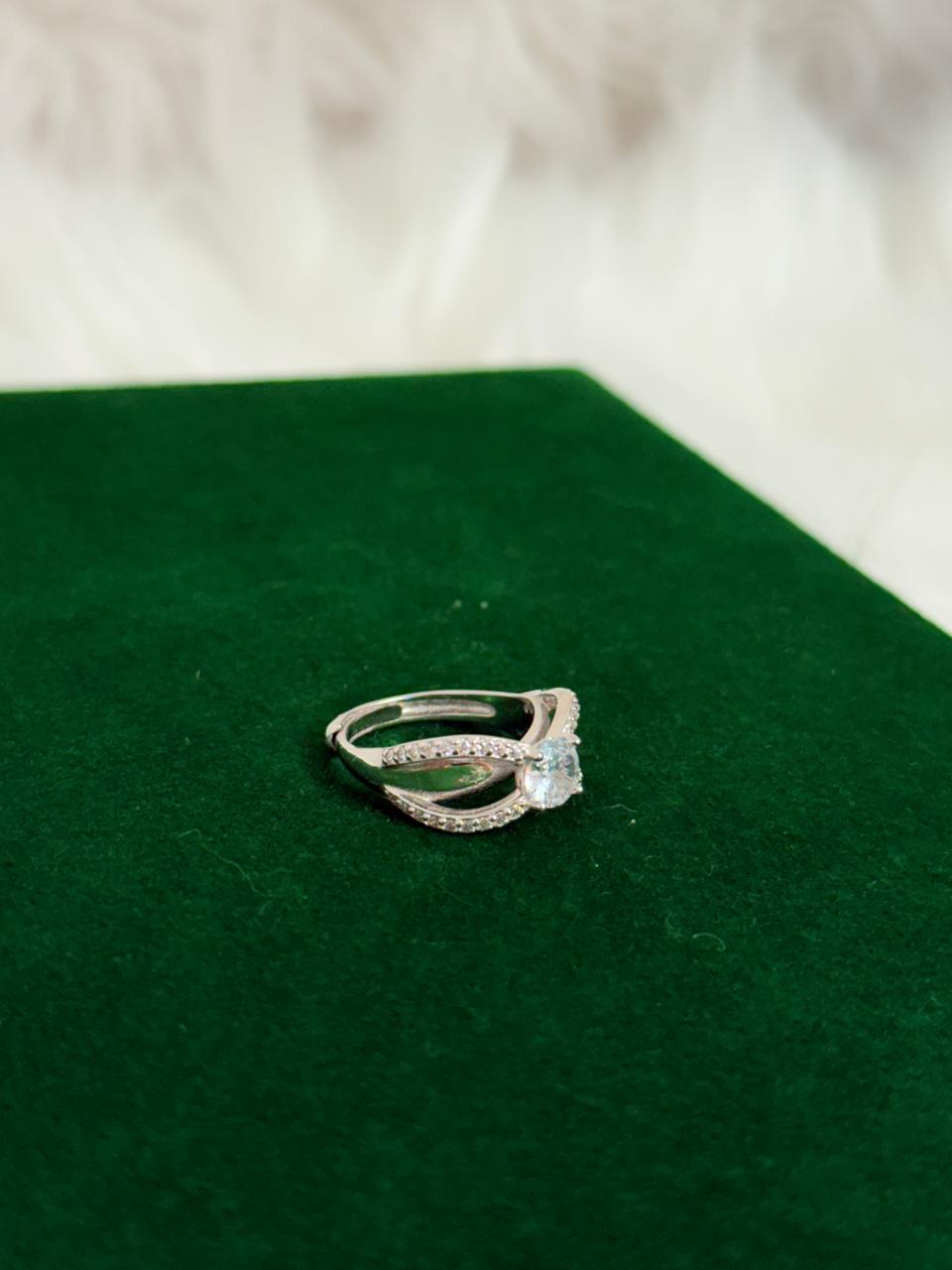 PURE SILVER WOMENS RING WR002
