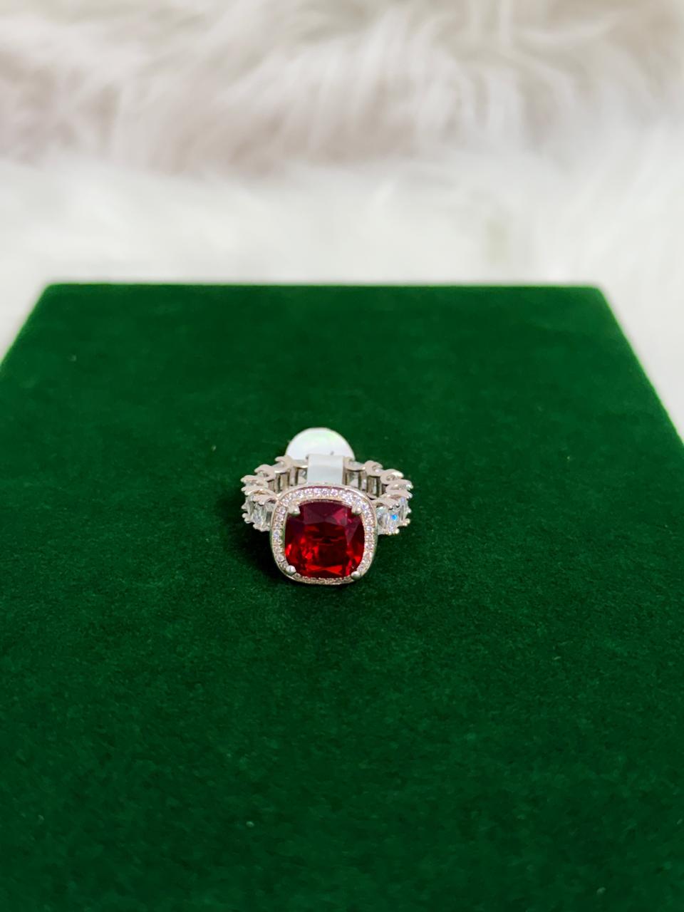 PURE SILVER WOMENS RING WR006