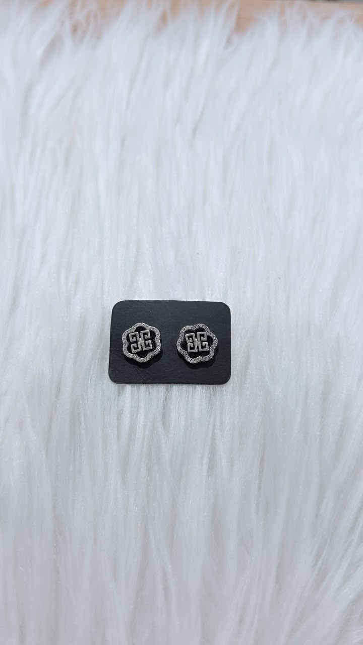 PURE SILVER GIRLISH EARRING PG0023